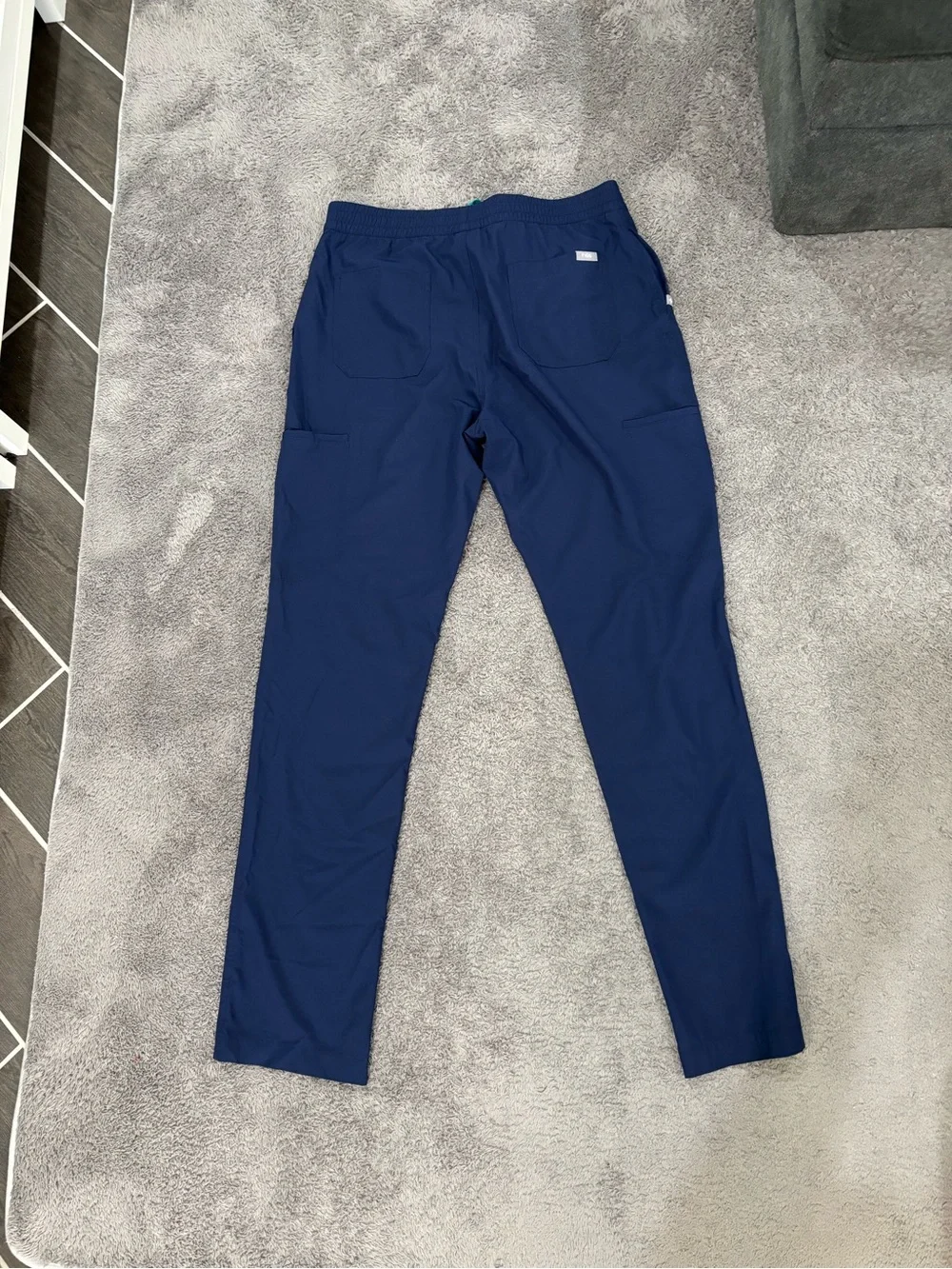 Men’s Medium FIGS Navy Blue Scrub Pants